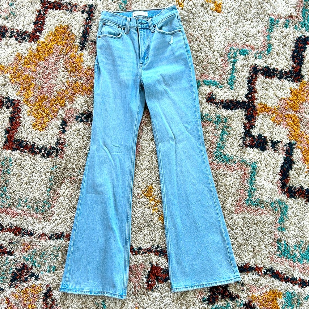 Abercrombie high rise vintage flare. Size 24/00